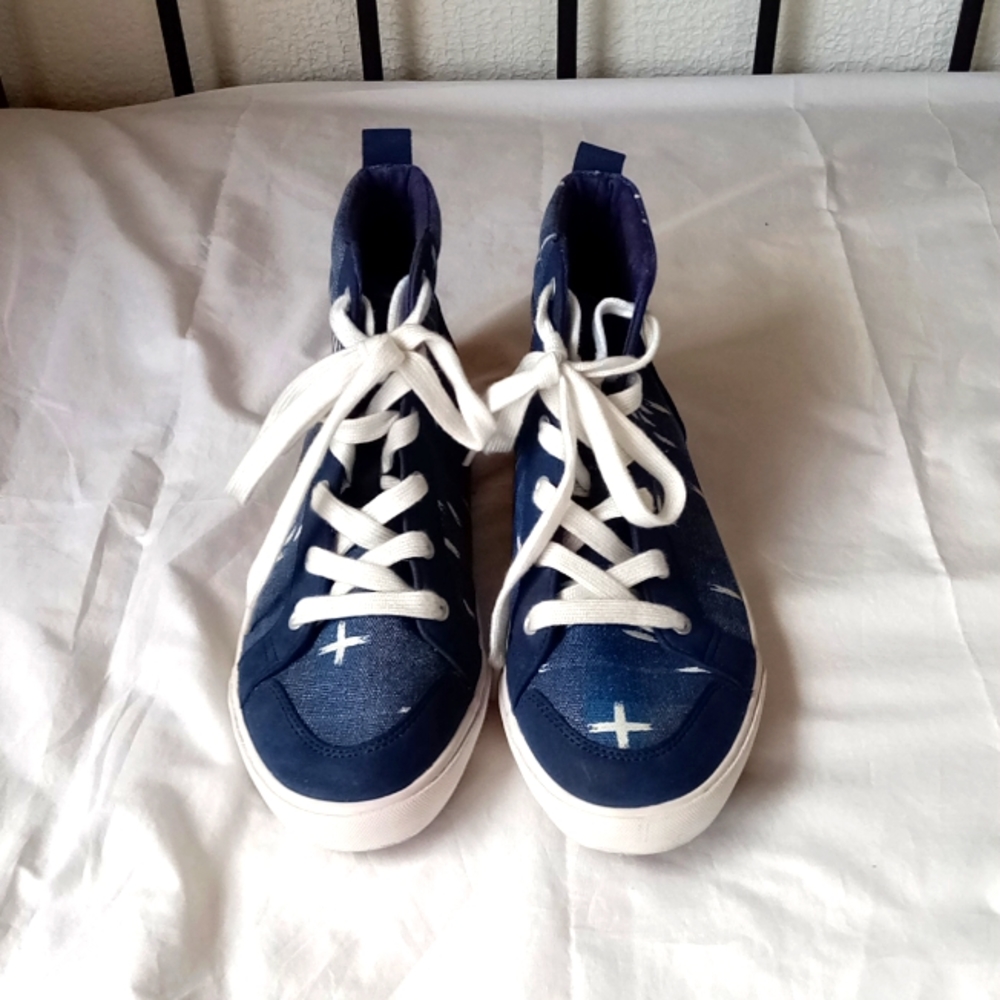 Women’s Old Navy High Tops Size 9